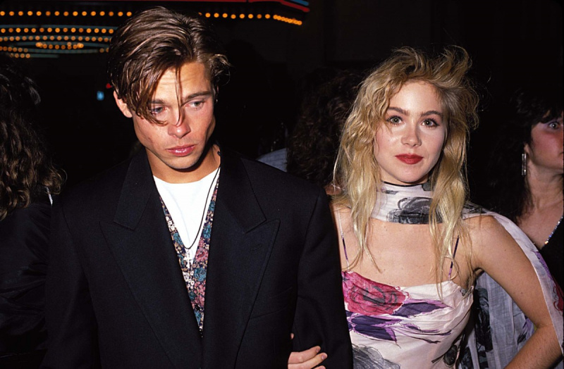   Brad Pitt & Christina Applegate under 1989 MTV Video Music Awards i Los Angeles, Californien, USA. (Foto af Jeff Kravitz/FilmMagic, Inc.)