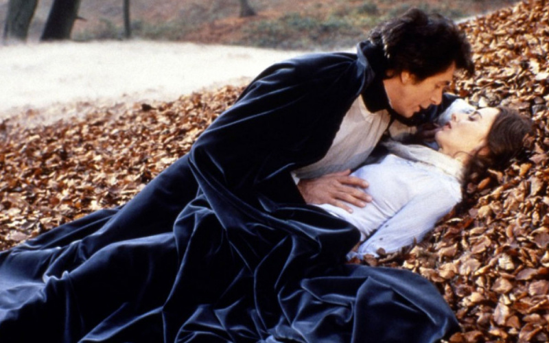   Frank-lagella-dracula-ftr