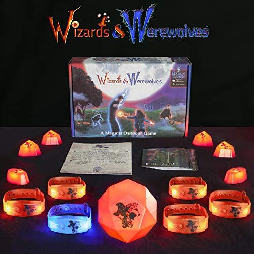 Starlux Games: Wizards & Werewolves - ett aktivt utomhusgruppspel med Hide and Seek, Tag och Glow-in-The-Dark Elements - Perfekt varulvsspel för RPG-, DND-, LARP- och kostymfantasi-fans