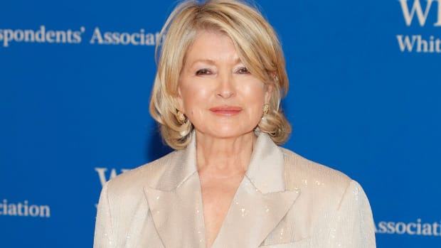  martha-stewart-pete-davidson-dejting-meme-ftr