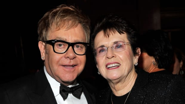 (EXKLUSIV, Prämien gelten) (EXKLUSIVE DECKUNG) Sir Elton John und die ehemalige Tennisspielerin Billie Jean King nehmen an der 9. jährlichen Elton John AIDS Foundation teil's "An Enduring Vision" benefit at Cipriani, Wall Street on October 18, 2019 in New York City.