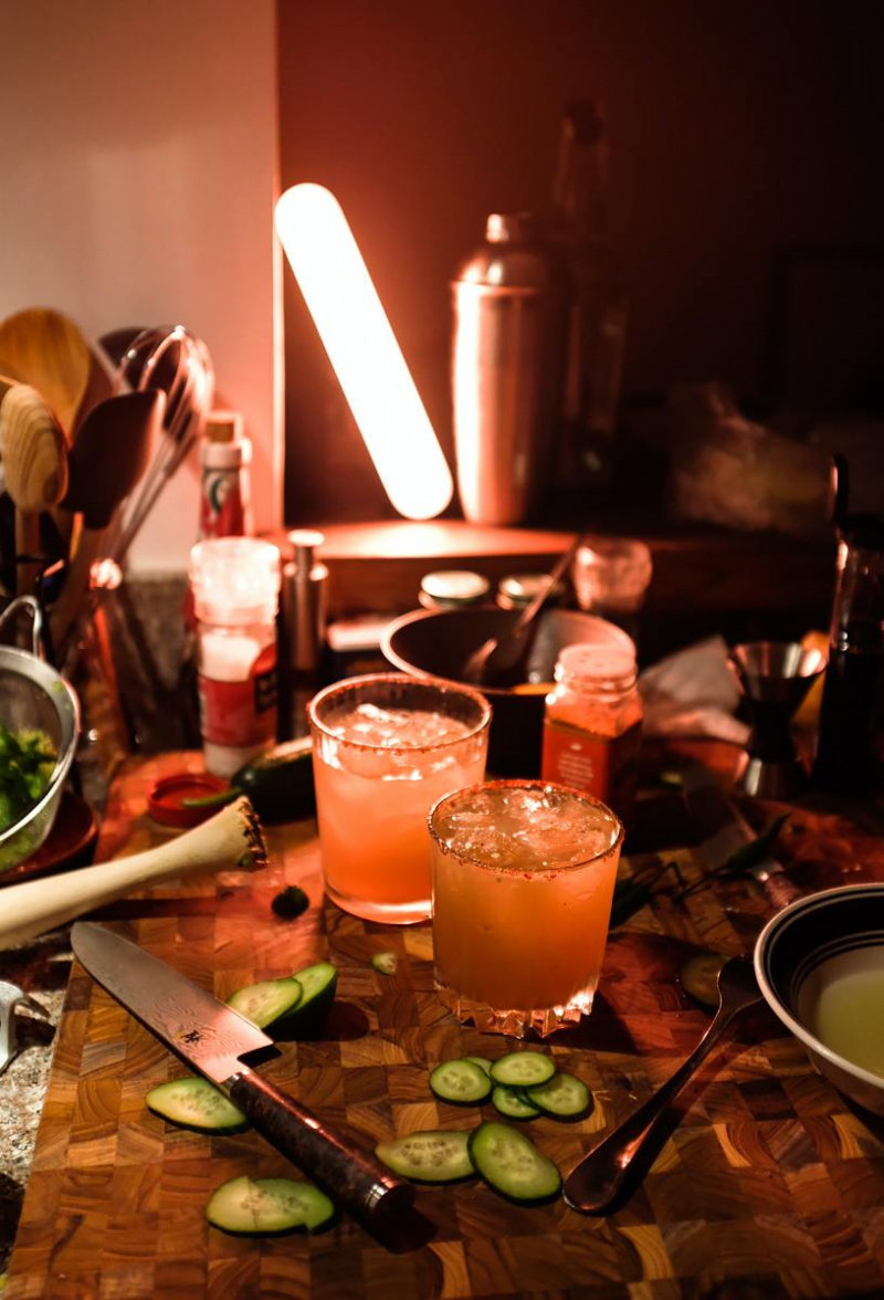   At lave cocktails som en billig date idé