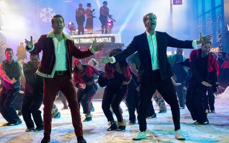Ryan Reynolds og Will Ferrell ind"Spirited"