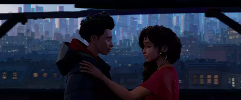 Майлз Моралес и его мать Рио Моралес в"Spider-Man: Across the Spider-Verse"