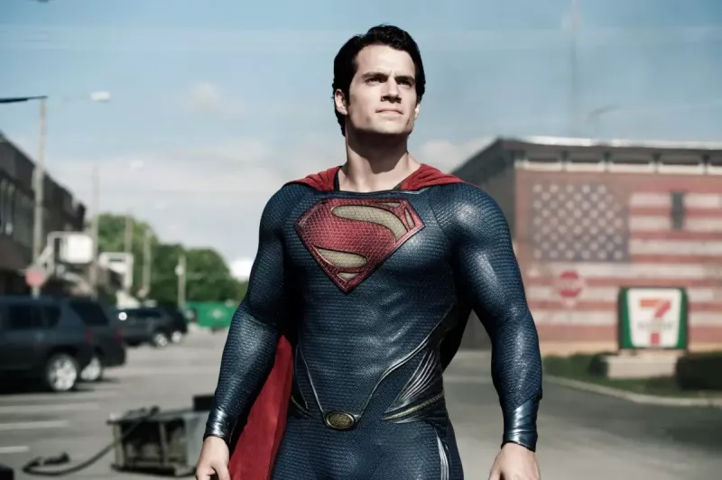   Henry Cavill kaip Supermenas filme „Žmogus iš plieno“ – Henry Cavill's net worth is largely from playing Superman in the DCEU.