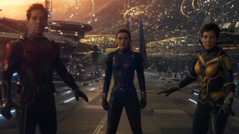 Paul Rudd ως Scott Lang, Kathryn Newton ως Kassandra"Kassie" Lang, and Evangeline Lilly as Hope van Dyne (daughter of Janet van Dyne and Hank Pym) in "Ant-Man and the Wasp: Quantumania" from Marvel Studios and Disney