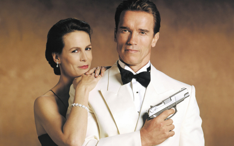   James Cameron-Filme:"True Lies" starring Jamie Lee Curtis and Arnold Schwarzenegger