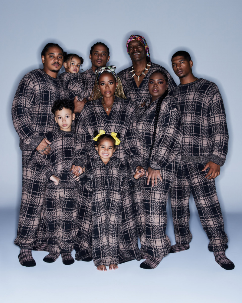  Snoop Skims