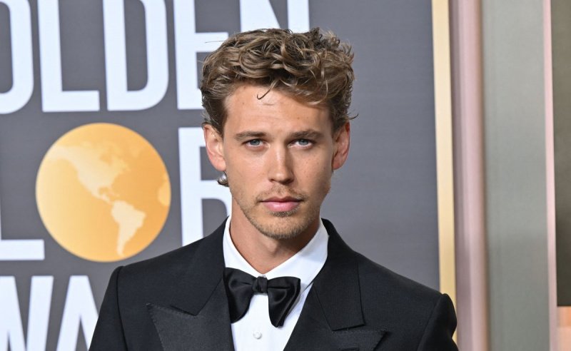 Den amerikanske skuespiller Austin Butler ankommer til den 80. årlige Golden Globe Awards på The Beverly Hilton hotel i Beverly Hills, Californien, den 10. januar 2023. (Foto af Frederic J. Brown / AFP) (Foto af FREDERIC J. BROWN/AFP via Getty billeder)
