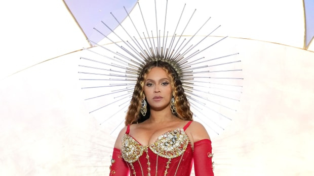 DUBAI, VERENIGDE ARABISCHE EMIRATEN - 21 JANUARI: Beyoncé treedt op als headliner van de Grand Reveal of Dubai's newest luxury hotel, Atlantis The Royal on January 21, 2019 in Dubai, United Arab Emirates.