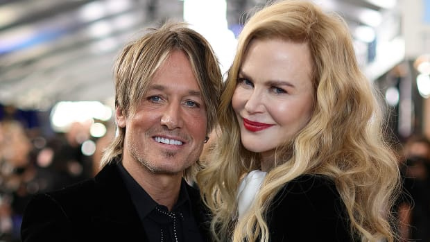  Keith Urban en vrouw Nicole Kidman wonen de 28e Screen Actors Guild Awards bij in de Barker Hangar op 27 februari 2019 in Santa Monica, Californië. (Foto door Dimitrios Kambouris/Getty Images voor WarnerMedia)