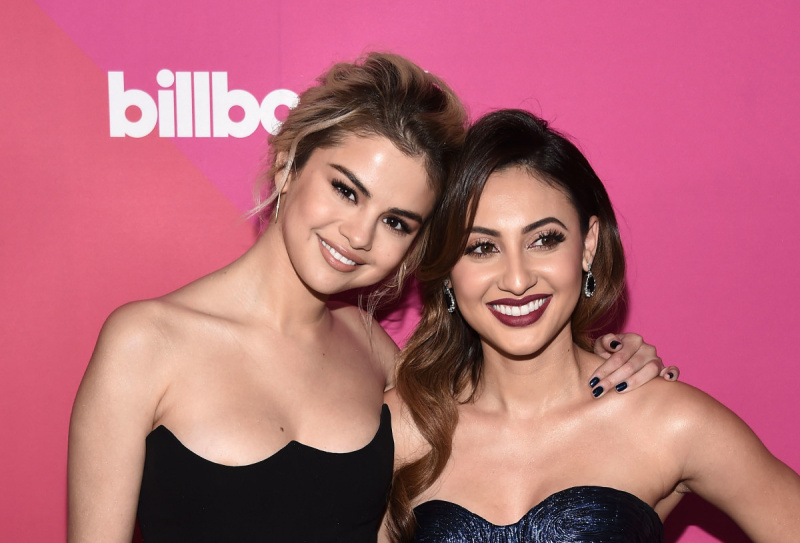  Selena Gomez e Francia Raisa