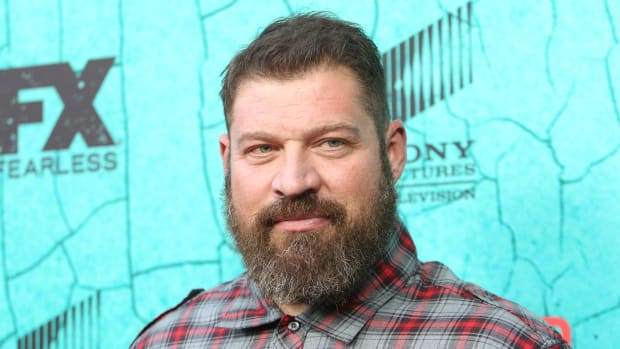  HOLLYWOOD, CA - 13 APRIL: Brad William Henke anländer till FX's "Justified" series finale premiere held at The Ricardo Montalban Theatre on April 13, 2019 in Hollywood, California.  (Photo by Michael Tran/FilmMagic)