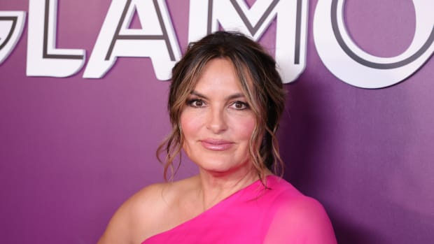  NIUJORKAS, NIUJORKAS – LAPKRIČIO 08 d.: Mariska Hargitay 2019 m. lapkričio 8 d. Niujorke dalyvauja 2019 m. „Glamour Women of the Year“ apdovanojimuose „Rainbow Room“ Rokfelerio centre. (Theo Wargo / Getty Images nuotrauka)