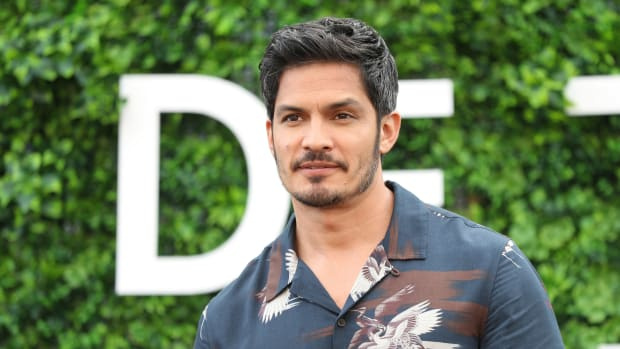  Amerikaanse acteur Nicholas Gonzalez poseert tijdens een fotogesprek voor de tv-show'The Good Doctor' as part of the 59th Monte-Carlo Television Festival on June 16, 2019 in Monaco. (Photo by VALERY HACHE / AFP) (Photo by VALERY HACHE/AFP via Getty Images)