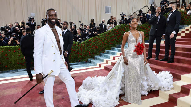  NEW YORK, NEW YORK - 02 MAGGIO: (L-R) Dwyane Wade e Gabrielle Union partecipano alla celebrazione di gala del Met 2022"In America: An Anthology of Fashion" at The Metropolitan Museum of Art on May 02, 2019 in New York City. (Photo by Jamie McCarthy/Getty Images)