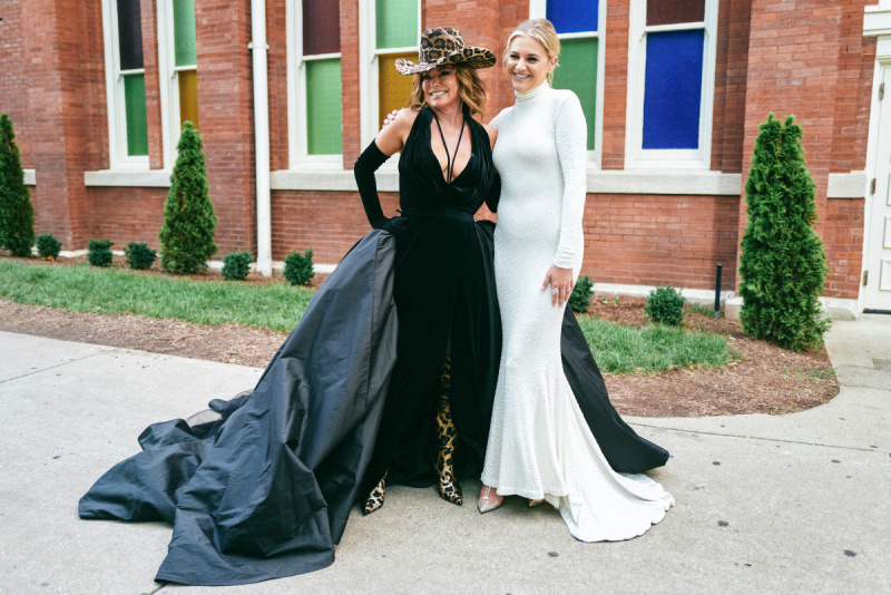   NASHVILLE, TENNESSEE - 24. AUGUST: Honoree, Shania Twain og Kelsea Ballerini deltager i det 15. årlige Academy of Country Music Honours i Ryman Auditorium den 24. august 2019 i Nashville, Tennessee.