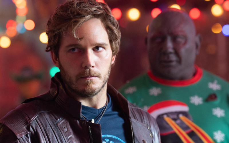 chris-pratt-kevin-bacon-set-of-guardians-of-the-galaxy-holiday-special-2022-ftr