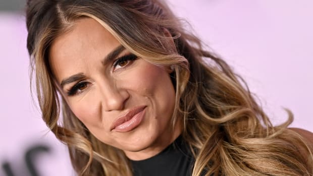   LOS ÁNGELES, CALIFORNIA - 20 DE NOVIEMBRE: (SÓLO PARA USO EDITORIAL) Jessie James Decker asiste a los American Music Awards 2019 en Microsoft Theatre el 20 de noviembre de 2019 en los Ángeles, California. (Foto de Axelle/Bauer-Griffin/FilmMagic)
