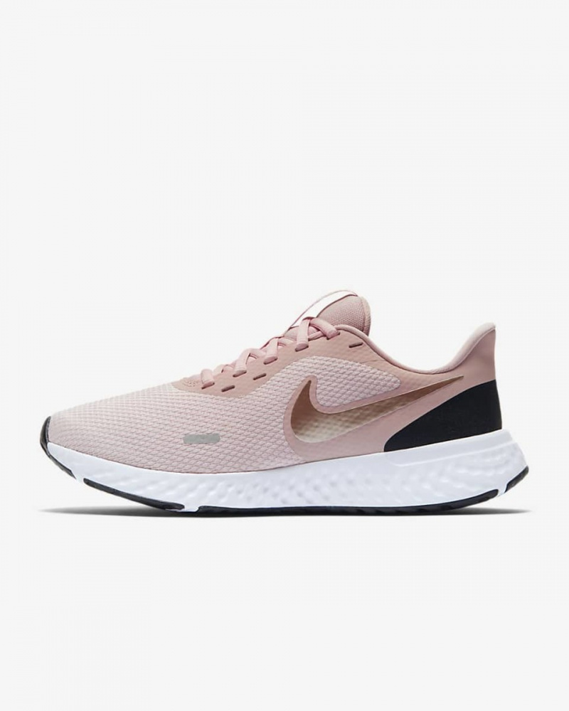   Revolution 5 sneaker,