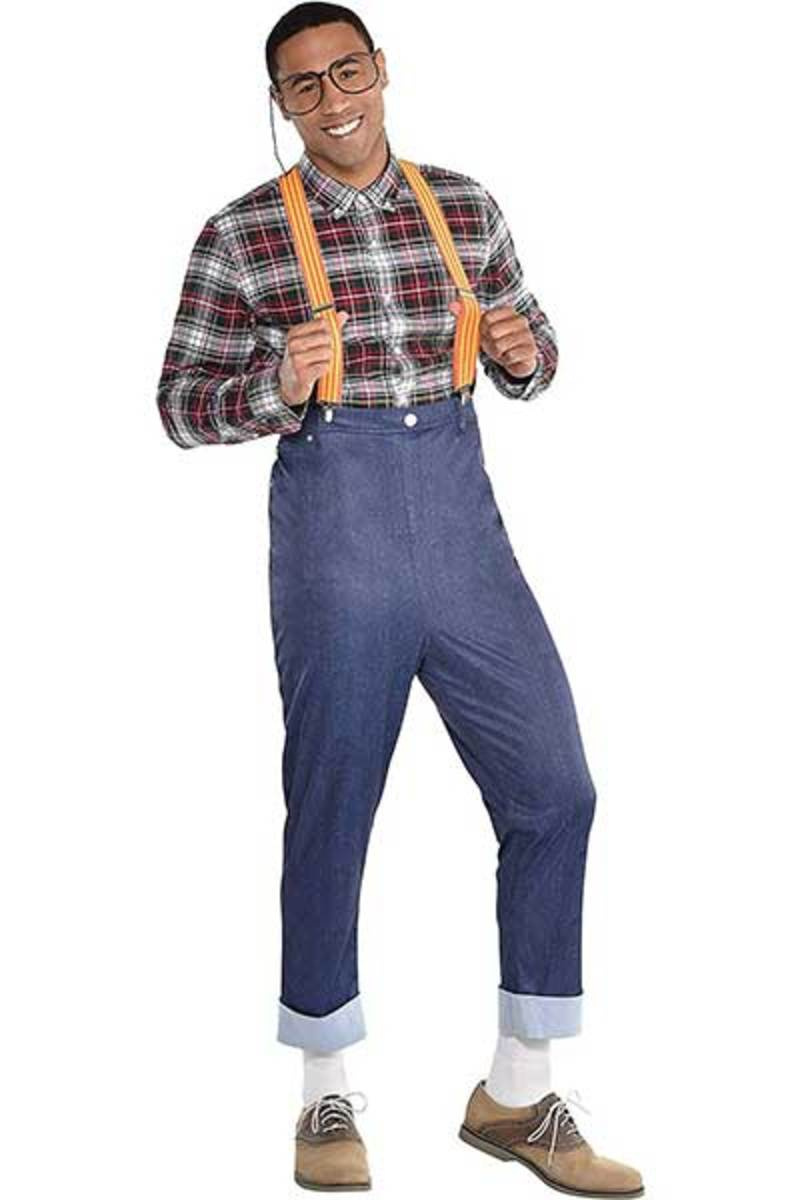   cinquanta's nerd costume