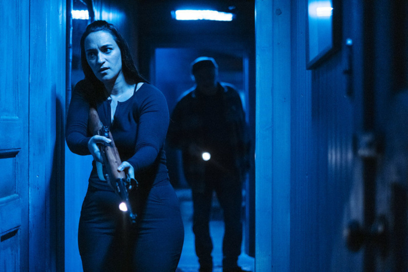   Resident Alien — S2 — 3