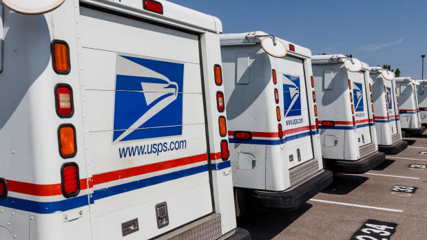  stempel-pris-usps-shipping-increases-2023-ftr