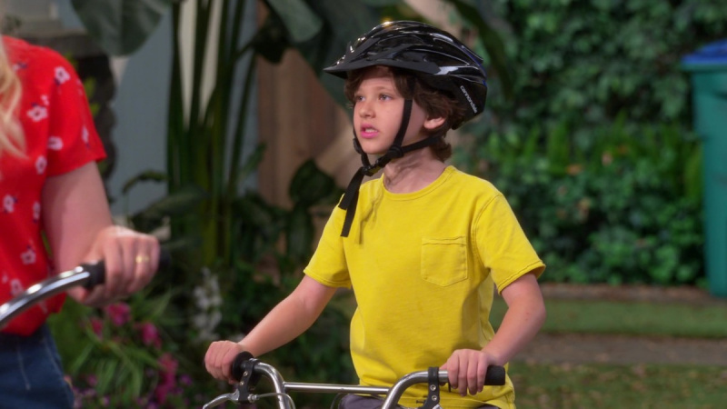   Hankas Greenspanas kaip Groveris"The Neighborhood" on CBS