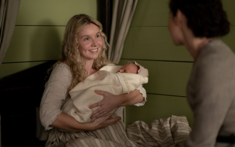   Lauren Lyle, Caitriona Balfe