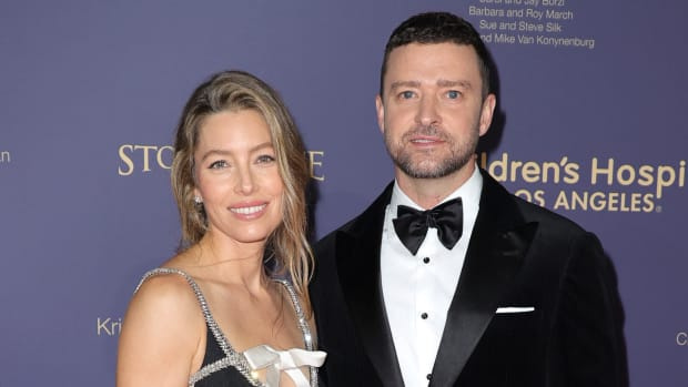   SANTA MONICA, CALIFORNI - OKTOBER 08: (L-R) Jessica Biel en Justin Timberlake wonen kinderen bij's Hospital Los Angeles 2019 CHLA Gala at Barker Hangar on October 08, 2019 in Santa Monica, California.