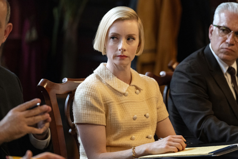   Фиона Гласкотт в роли Джудит Джонс в сериале HBO Max"Julia"