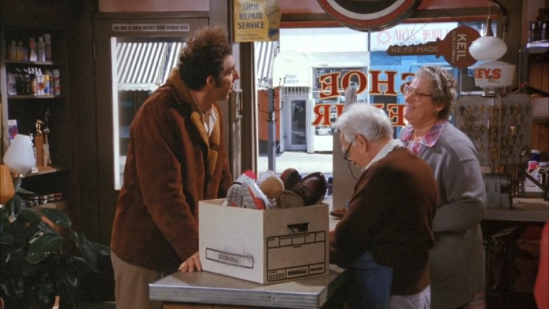   Geriausi Padėkos dienos televizijos serialai:"Seinfeld" Thanksgiving episode "The Mom and Pop Store"