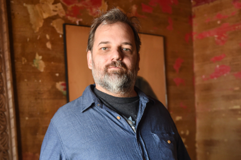   LOS ANGELES, CA - 12. JULI: Forfatter/skuespiller Dan Harmon deltager i Seeso-originale visning af"HarmonQuest" at The Virgil on July 12, 2019 in Los Angeles, California.  (Photo by Emma McIntyre/Getty Images for Seeso)