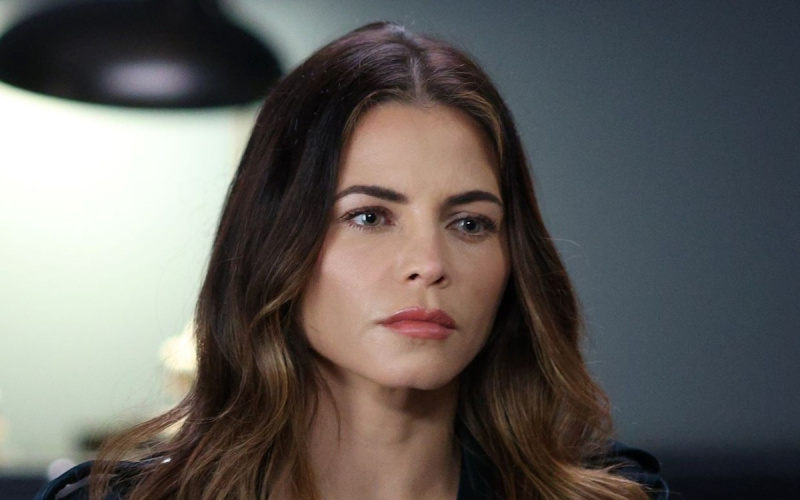   Jenna Dewan
